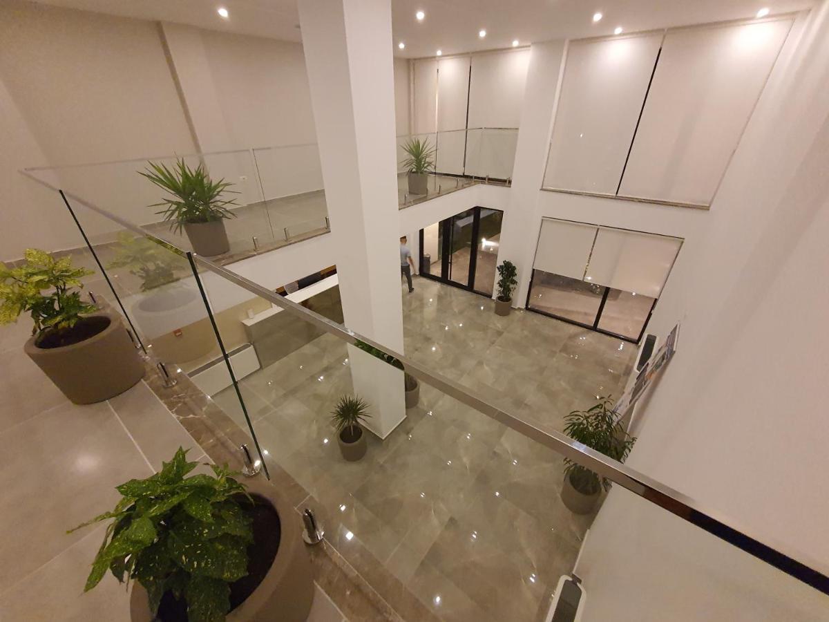 Amber Hotel Albania 스필 외부 사진