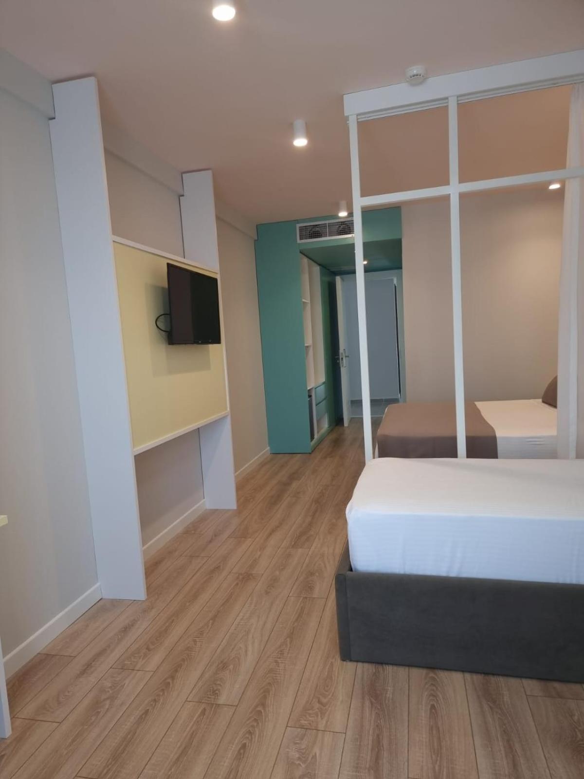 Amber Hotel Albania 스필 외부 사진