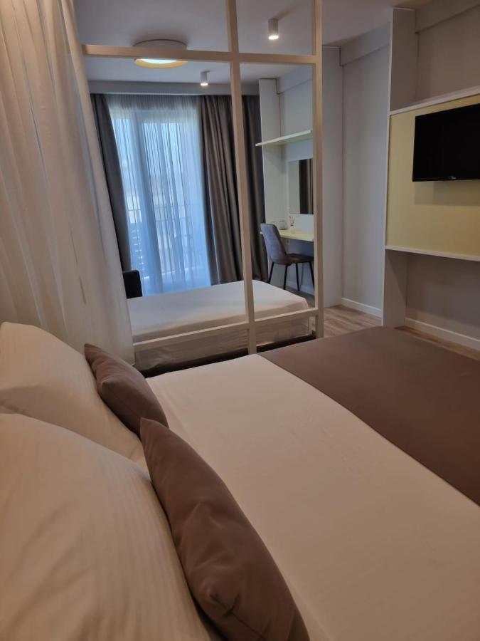 Amber Hotel Albania 스필 외부 사진